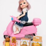 عروسک دختر اسکوتر سوار موزیکال و حرکتی